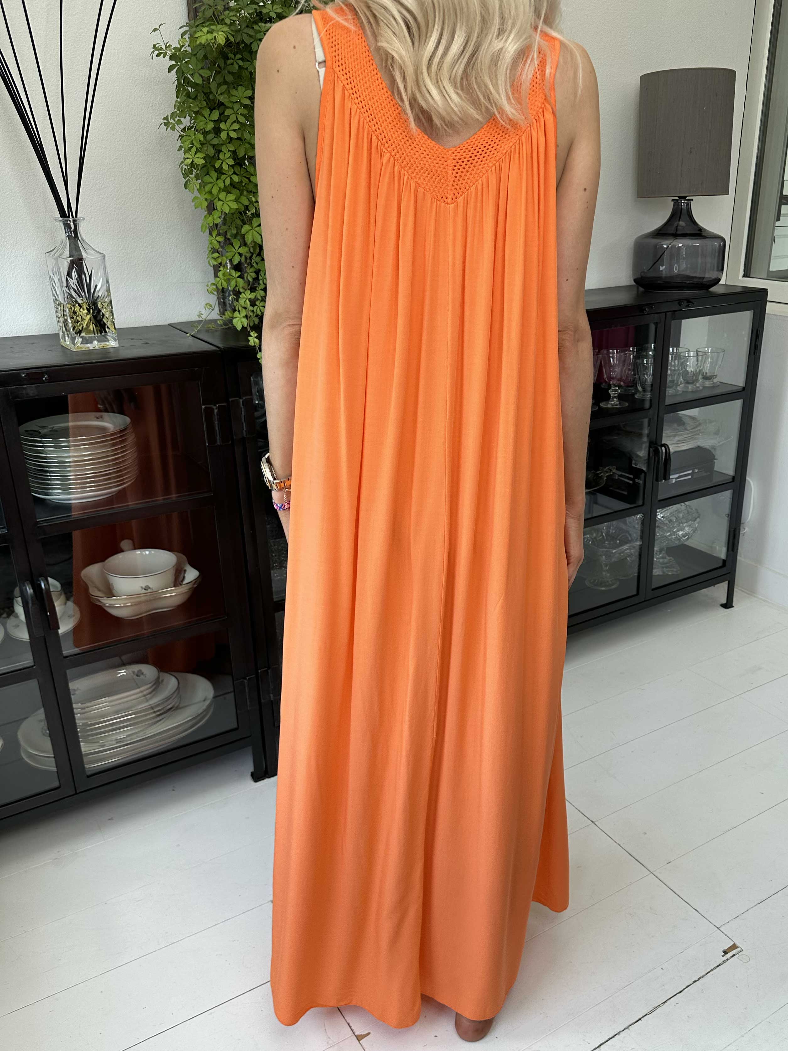 Arizona - Lång sommarklänning med breda axelband